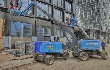 Фасадные работы с помощью  коленчатых подъемников Арлифт