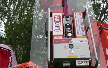 Выставка в Екатеринбурге "Дерево+Дом. Коттедж. Дача"